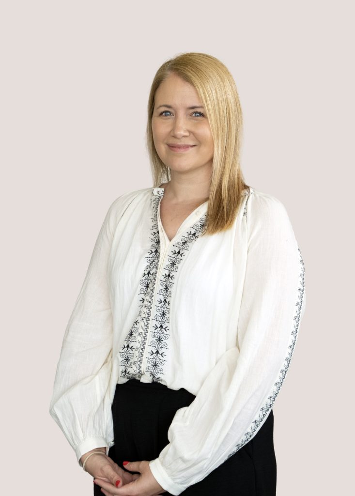_Lois_Hume_2 Lois Hume